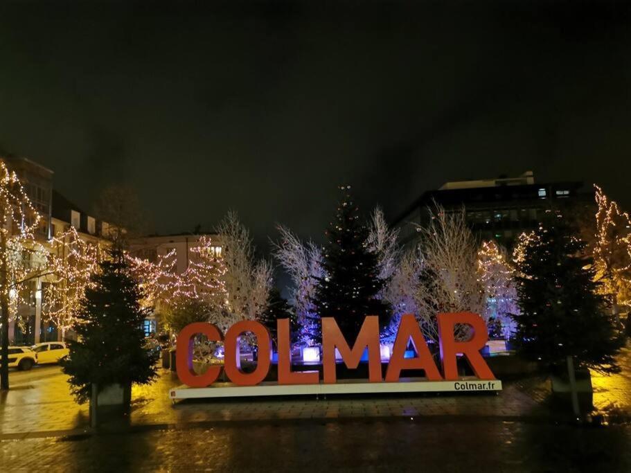 Logement Colmar Centre Avec Parking Exterior photo